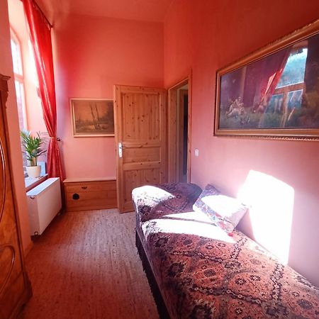 Ferienwohnung Antik Гота Екстериор снимка
