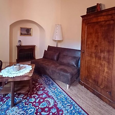 Ferienwohnung Antik Гота Екстериор снимка